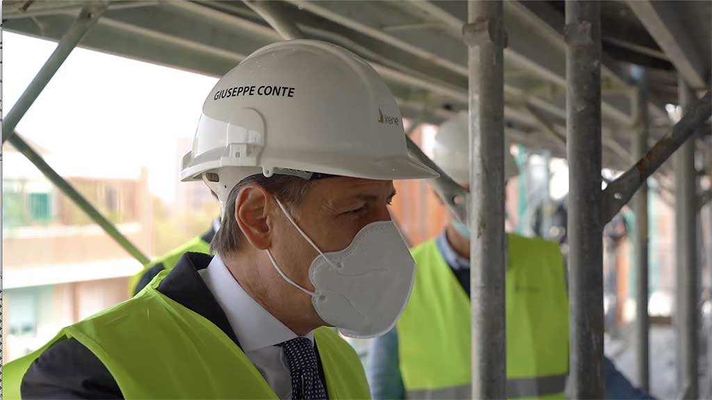 Giuseppe Conte in visita al cantiere di Rete Irene